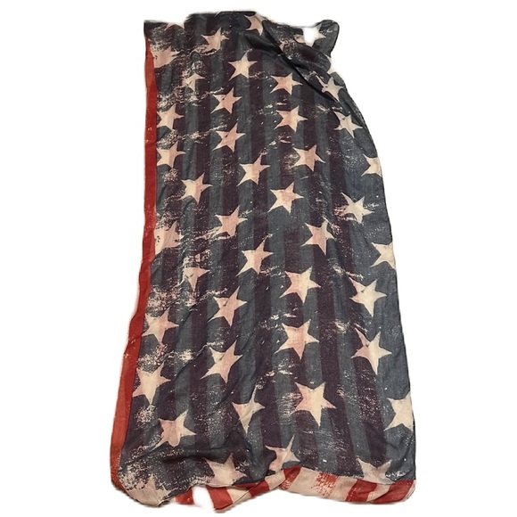 MOSSIMO Supply Co. Shawl American Flag Style, Red/White/blue, One Size - Picture 3 of 6